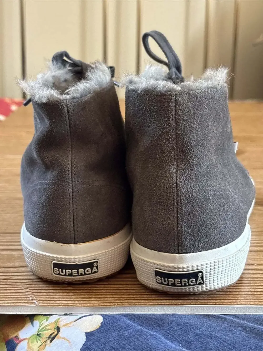 Superga Gray Suede Unisex Mid Top Faux Fur Sneakers Women's 9.5 Mens 8 EU 41